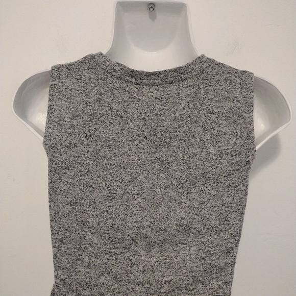A New Day - Front Knot Tank Top - Picture 6 of 10